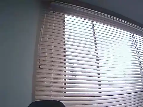 Snapshot of Fernanda_andrew chatting on 03/07/26, 01:52 Fernanda andrew online show from 03/07/26, 01:52