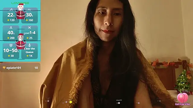 Snapshot of MoonLipsON- chatting on 12/17/25, 04:51 MoonLipsON- online show from 12/17/25, 04:51