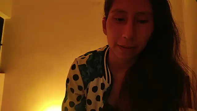 MoonLipsON- online show from 06/18/26, 02:01