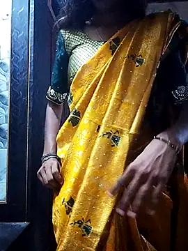 Snapshot of Marathi_amruta1 chatting on 06/23/26, 10:13 Marathi amruta1 online show from 06/23/26, 10:13