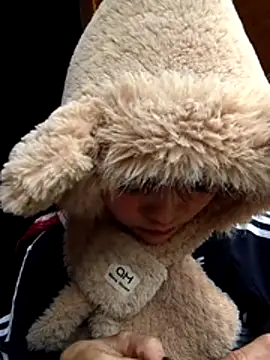 candy-bobo online show from 12/17/25, 04:18