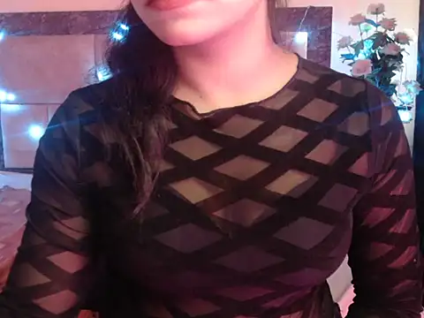Snapshot of Lola_Bebe chatting on 04/02/26, 05:16 Lola Bebe online show from 04/02/26, 05:16