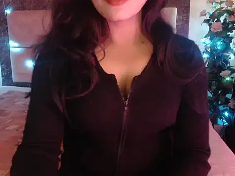 Snapshot of Lola_Bebe chatting on 04/10/26, 05:12 Lola Bebe online show from 04/10/26, 05:12
