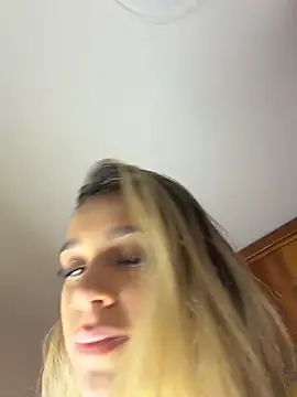 Sophie-velvet online show from 06/30/26, 04:19