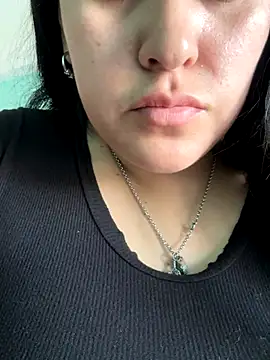 Snapshot of Angidomme chatting on 12/04/25, 04:59 Angidomme online show from 12/04/25, 04:59