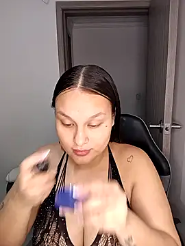 Valeriaa 21 online show from 06/10/26, 12:37