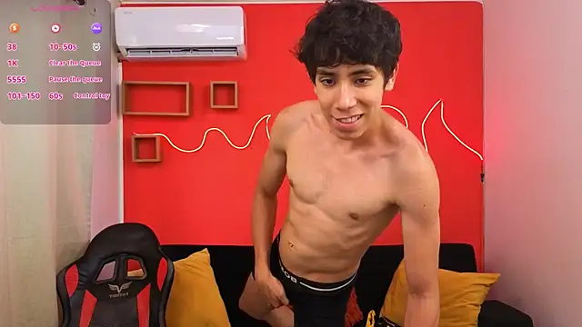 Neo Twink online show from 05/26/26, 07:32