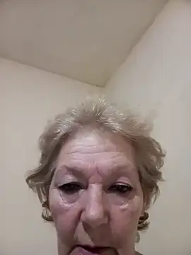 Snapshot of Calypso-Loove chatting on 12/13/25, 07:53 Calypso-Loove online show from 12/13/25, 07:53