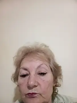 Snapshot of Calypso-Loove chatting on 12/14/25, 04:12 Calypso-Loove online show from 12/14/25, 04:12