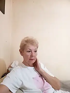 Calypso-Loove online show from 05/18/26, 01:39