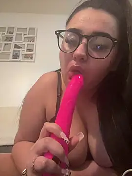 Wild Busty Niyah XX online show from 02/01/26, 09:24