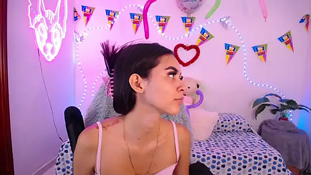 Sofia tgn online show from 05/25/26, 06:36