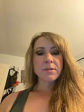 alluringpixie online show from 07/07/26, 12:42