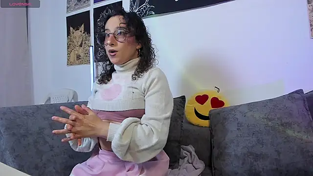 Snapshot of little__ammy chatting on 06/11/26, 11:14 little ammy online show from 06/11/26, 11:14