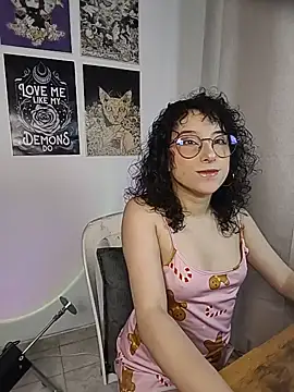 Snapshot of little__ammy chatting on 07/24/26, 02:31 little ammy online show from 07/24/26, 02:31