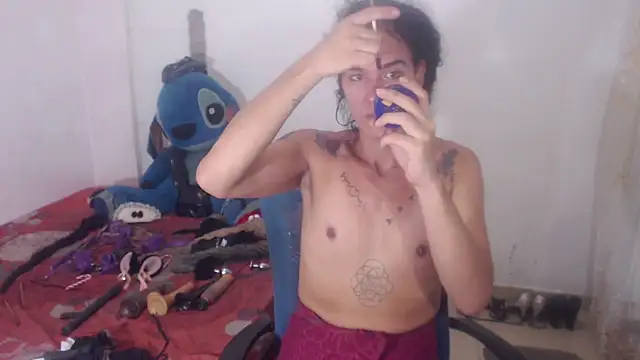 michaeldissts online show from 06/12/26, 04:00