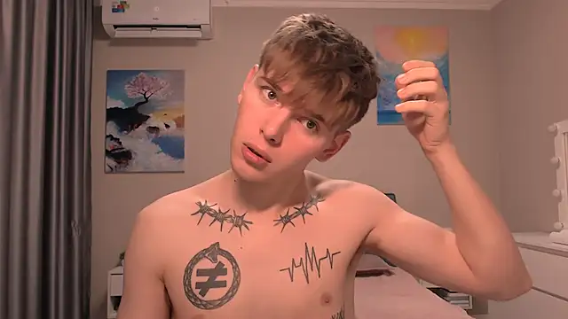 Snapshot of Fredd_Xanders chatting on 12/15/25, 11:20 Fredd Xanders online show from 12/15/25, 11:20