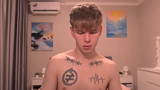 Snapshot of Fredd_Xanders chatting on 12/16/25, 06:46 Fredd Xanders online show from 12/16/25, 06:46