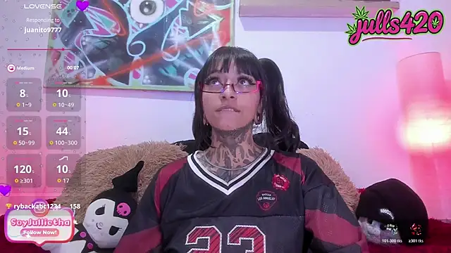 Julls420  online show from 07/07/26, 06:47
