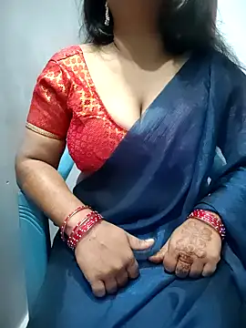 Snapshot of telugupravalli chatting on 01/17/26, 12:43 telugupravalli online show from 01/17/26, 12:43