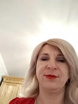 AhlyssaLove1155 online show from 06/09/26, 02:34