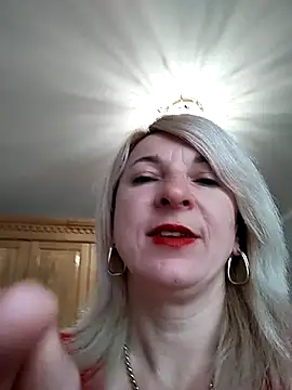 Snapshot of AhlyssaLove1155 chatting on 07/25/26, 05:05 AhlyssaLove1155 online show from 07/25/26, 05:05