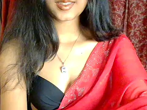 Snapshot of Sexy_Sanaya2 chatting on 05/17/26, 07:21 Sexy Sanaya2 online show from 05/17/26, 07:21