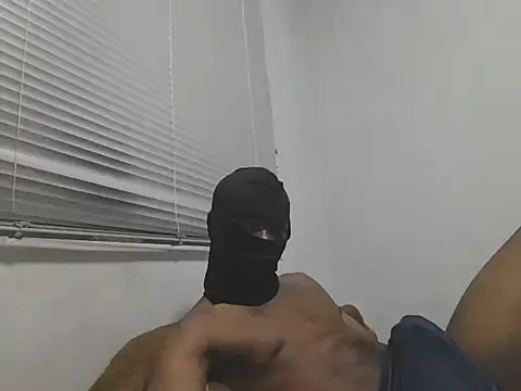 Snapshot of GentleShaya chatting on 12/05/25, 06:48 GentleShaya online show from 12/05/25, 06:48