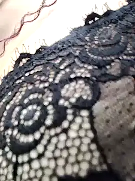 Snapshot of Luna____dance chatting on 12/14/25, 05:40 Luna dance online show from 12/14/25, 05:40