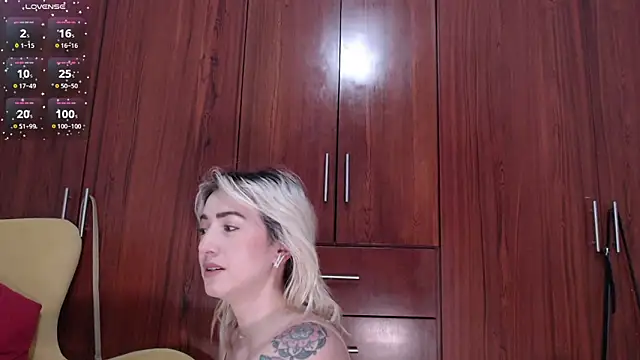 carly grasso online show from 02/17/25, 11:13