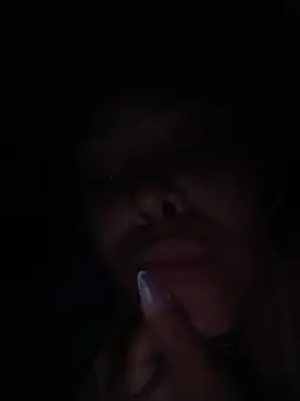 Snapshot of Atrevida_fox chatting on 12/15/25, 03:11 Atrevida fox online show from 12/15/25, 03:11