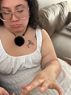 VanesssaMilf  online show from 05/20/26, 04:24