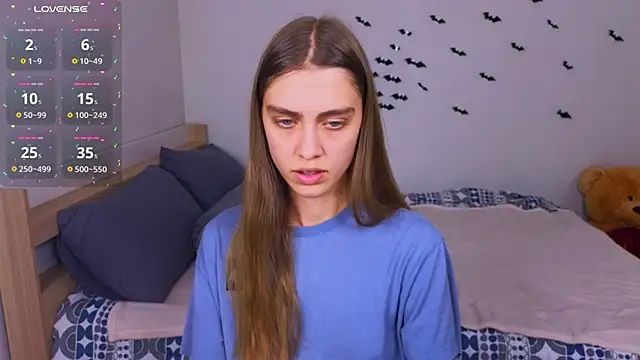 Snapshot of Charmgirla chatting on 12/14/25, 11:59 Charmgirla online show from 12/14/25, 11:59