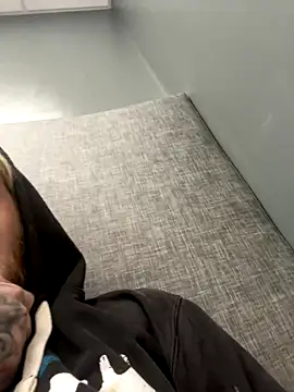 Big German cock974 online show from 12/15/25, 03:38