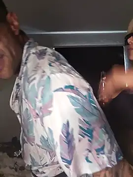 Chesarini online show from 12/14/25, 07:18