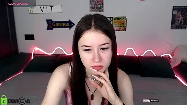 Bellaa Dream1 online show from 06/21/26, 01:46
