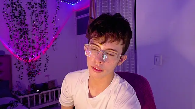Dani Dancer online show from 05/15/26, 11:23