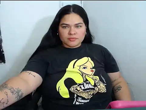 Snapshot of NinaFuentes2X chatting on 07/02/26, 03:17 NinaFuentes2X online show from 07/02/26, 03:17