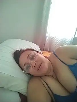 Snapshot of Nini_Love_ chatting on 02/08/26, 03:15 Nini Love online show from 02/08/26, 03:15