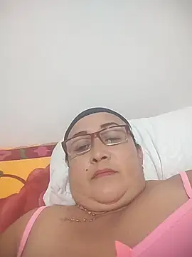 Snapshot of Nini_Love_ chatting on 03/06/26, 01:57 Nini Love online show from 03/06/26, 01:57
