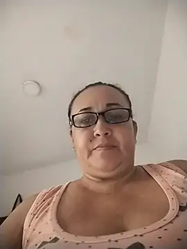 Nini Love  online show from 06/28/26, 03:07