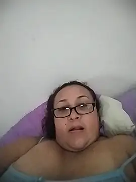 Nini Love  online show from 07/19/26, 04:54