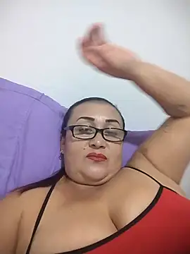 Nini Love  online show from 07/26/26, 03:47