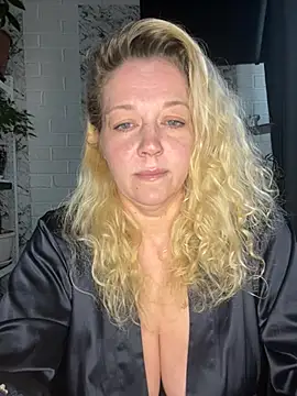 JenniferCarmen online show from 05/21/26, 02:07