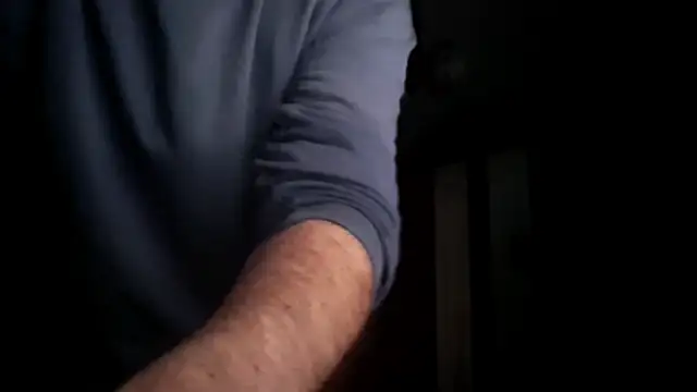 061072Josegl online show from 12/21/25, 09:44