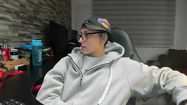 BelaXMeganOfficial online show from 06/13/26, 01:31