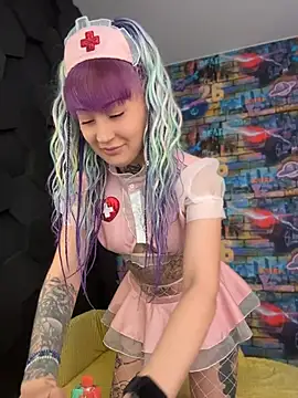 Snapshot of Tattoo__Moon chatting on 04/25/26, 11:02 Tattoo Moon online show from 04/25/26, 11:02