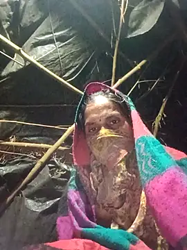 Hot-piau online show from 12/13/25, 08:47