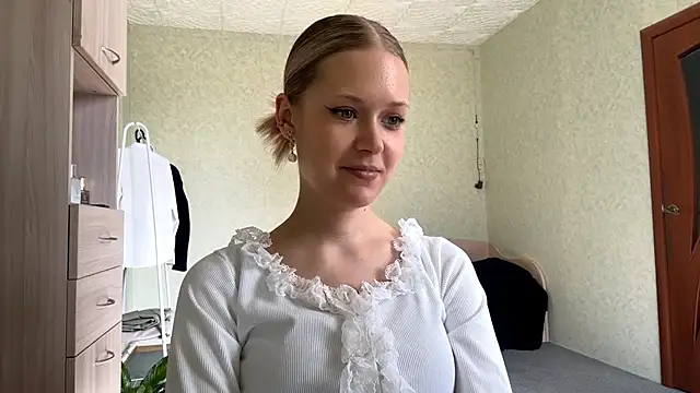Snapshot of ZaidaSchwarten chatting on 03/12/26, 11:38 ZaidaSchwarten online show from 03/12/26, 11:38