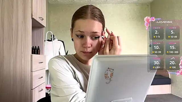 Snapshot of ZaidaSchwarten chatting on 07/11/26, 05:10 ZaidaSchwarten online show from 07/11/26, 05:10